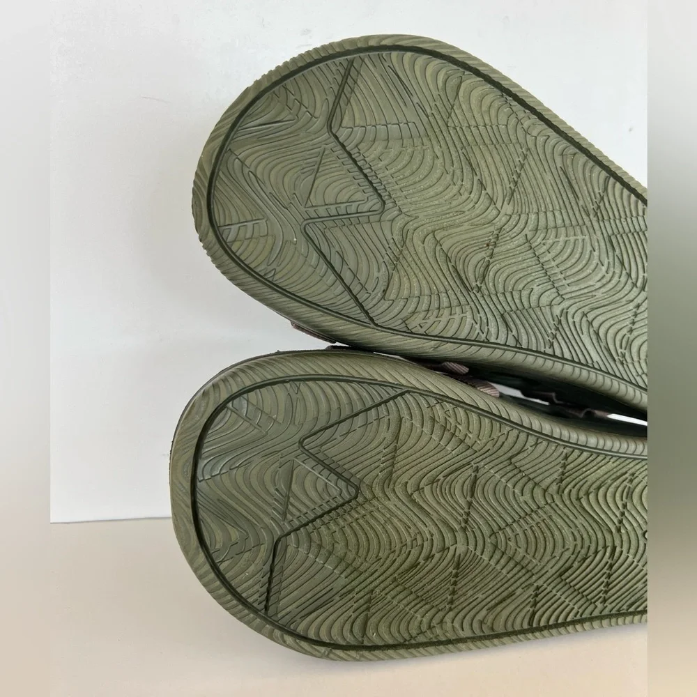 Chaco Men’s Chillos Slip On Sport Slide Sandal in Moss Green, size 14